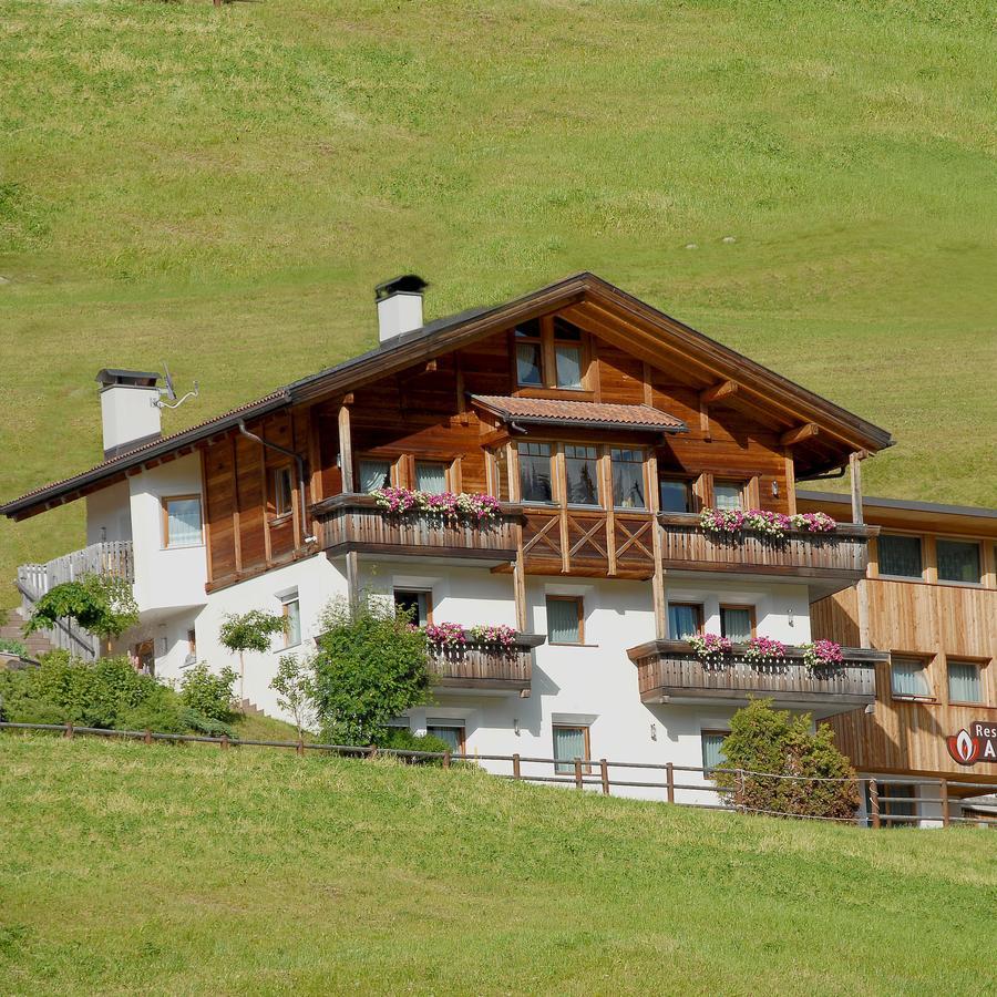 Residence Araldina San Cassiano  Exterior photo